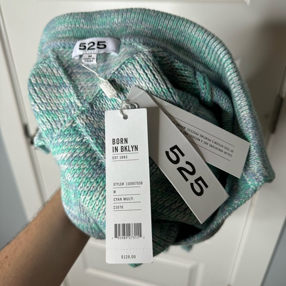 NEW 525 AMERICA lattice split neck collar pull over in cyan multi - Picture 15 of 15